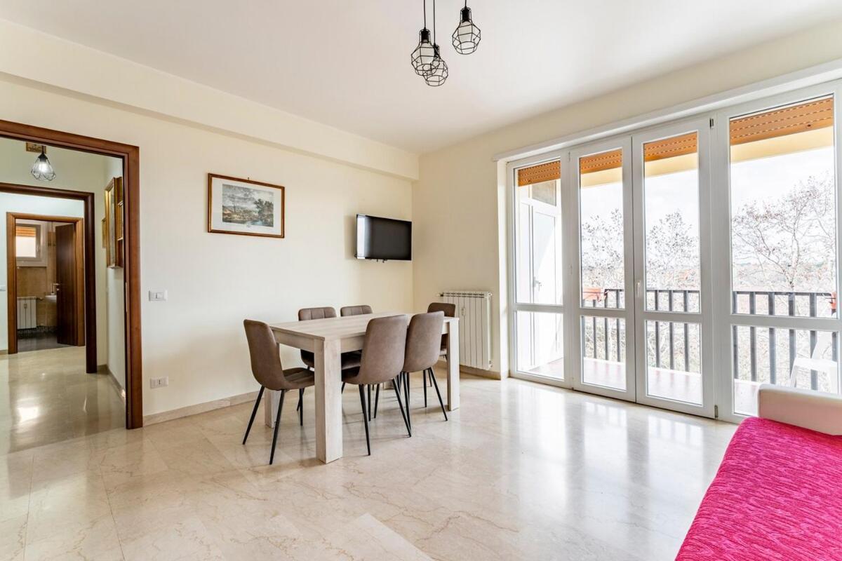 Casa Vacanze Alessio โรม ภายนอก รูปภาพ