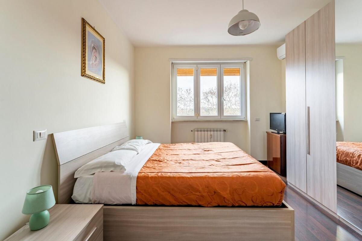 Casa Vacanze Alessio โรม ภายนอก รูปภาพ